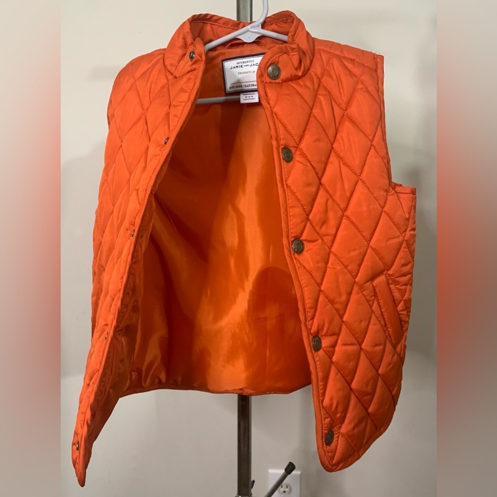 QUILTED VEST Size: 3 to 4, - Picture 8 of 13